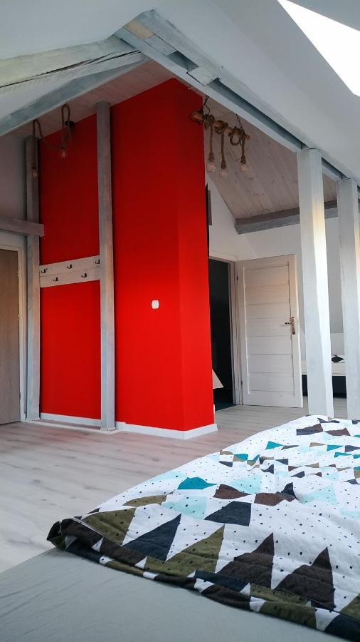 Apartament Witkacego Czerwony Słupsk Exterior foto